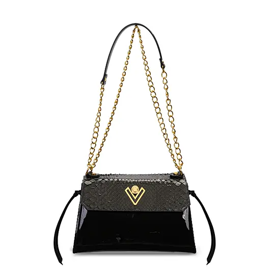 Medium Clipping Path